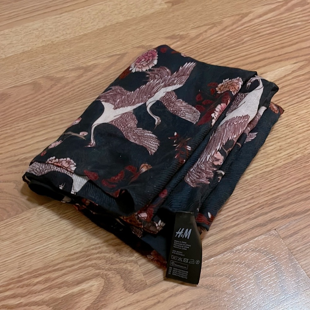 H&M Infinity scarf